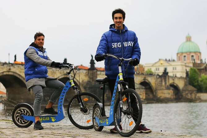 Live-Guided e-Scooter Tour of the Old Town of Prague, 60 min - The Lennon Wall and Kampa Island