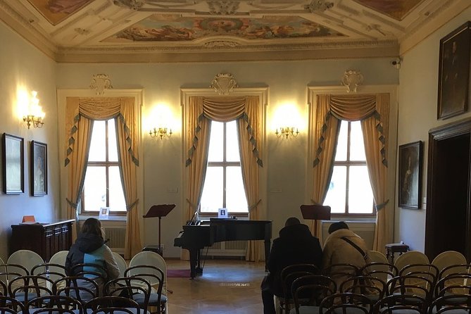 Lobkowicz Palace Concert in Prague Ticket - Getting to the palace without a last-minute scramble