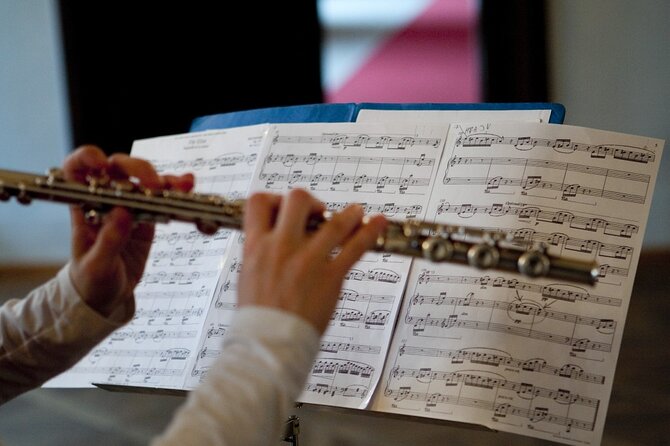 Lobkowicz Palace Concert in Prague Ticket - Dress code: formal on paper, relaxed in practice
