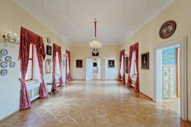 Lobkowicz Palace Museum Entrance Ticket in Prague - Is $18.02 good value for two hours?