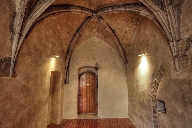 Medieval Underground Tour - A short walk across Staroměstské náměstí