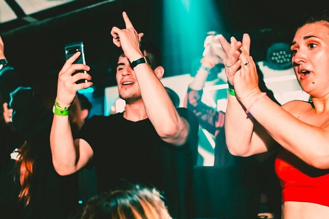 MONDAYS LIKE FRIDAYS - GIRLS 3 FREE DRINKS | Admission Ticket - Getting There and Planning the Night