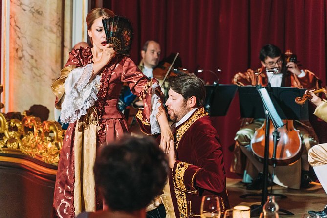 Mozart Concert and Dinner in Prague - Choosing between shared tables and private seating
