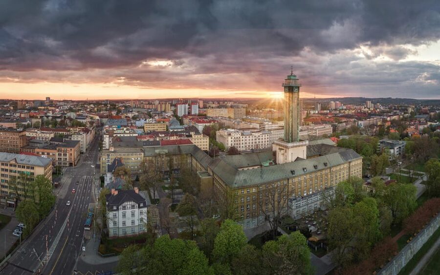 Ostrava: Entrance to the viewing tower of the new town hall - Should you book the New Town Hall tower?