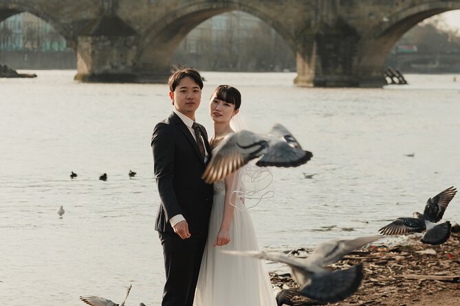 Photographer in Prague, private photoshoot - Malá Strana and the short walk through Prague