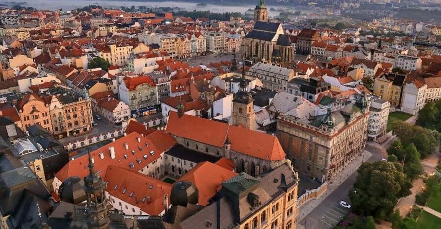 Pilsen: Old Town Guided Walking Tour - Key points to know before booking