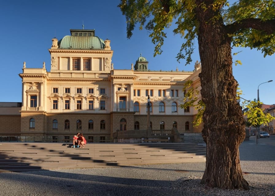 Pilsen: Old Town Guided Walking Tour - The Great Synagogue and Jewish Pilsen