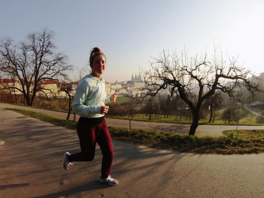 Prague 1.5-Hour Compact City Center Running Tour - Crossing Charles Bridge without losing your pace