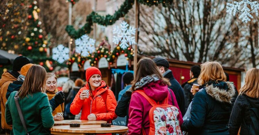 Prague: 2-3h Magical Christmas Markets Tour with Inclusions - Czech Christmas traditions provide the real subject