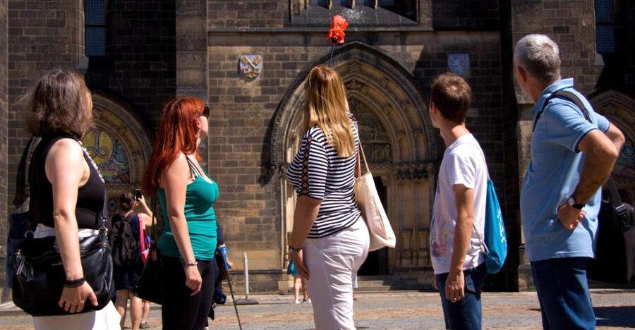 Prague: 2.5-Hour Vyšehrad Castle with Gorlice & Tickets - Walking the walls for a fresh view of Prague