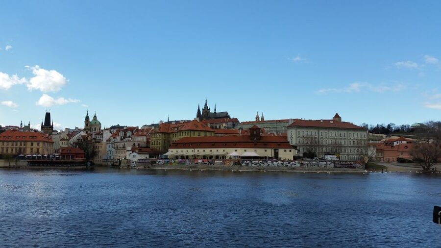 Prague: 2-Hour Lunch Cruise on the Vltava River - What lunch is like on board