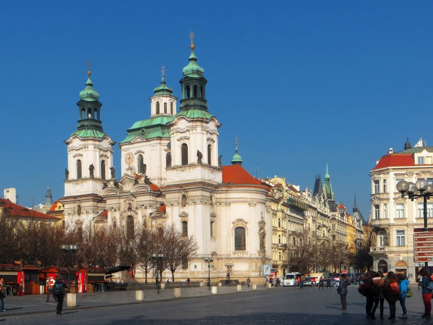Prague: 2-Hour Old Town and Jewish Ghetto Walking Tour - Kafka, legends, and Prague’s layered identity