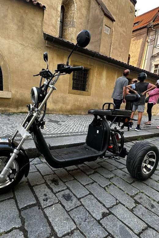 Prague: 2 hours FUN TRIKE tour in Prague with guide - Meeting at Uhelný trh in Staré Město