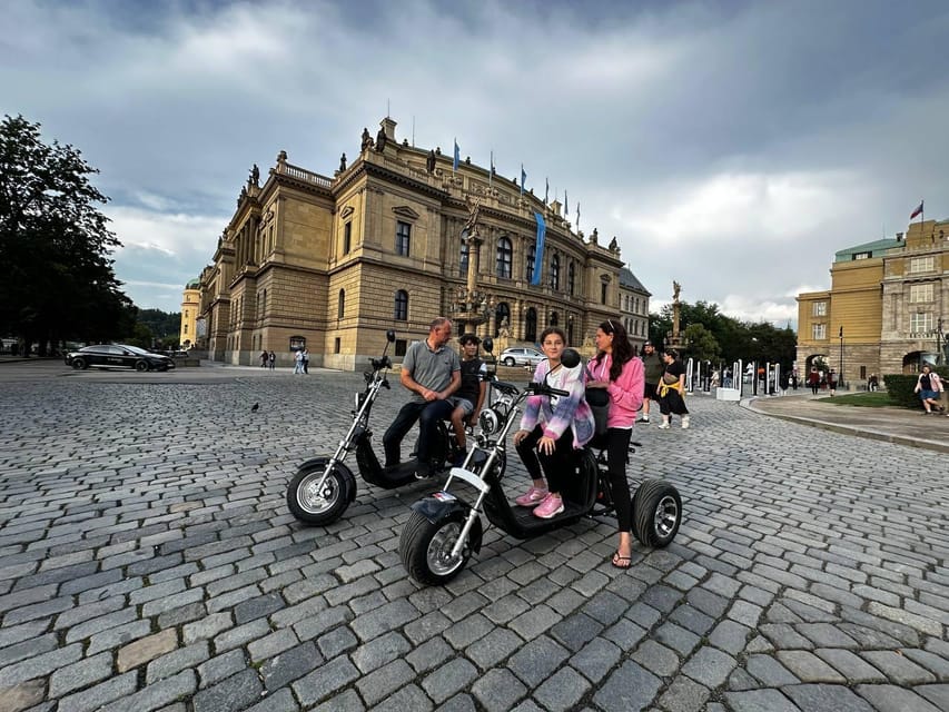 Prague: 2 hours FUN TRIKE tour in Prague with guide - Prague’s parks and the best photo pauses