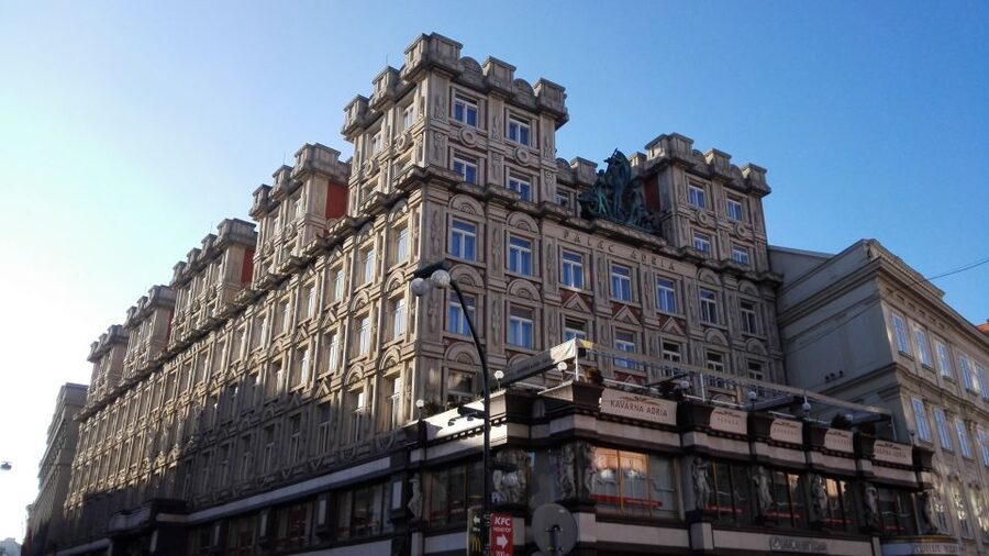 Prague 3-Hour Architectural Tour - Why this Prague tour works for architecture beginners