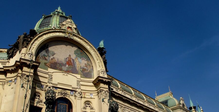 Prague 3-Hour Architectural Tour - Pickup, timing, and walking comfort