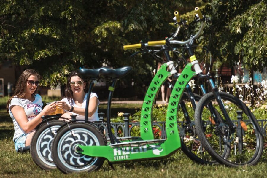 Prague: 3-Hour E-Scooter Tour in German - What the $73 price includes