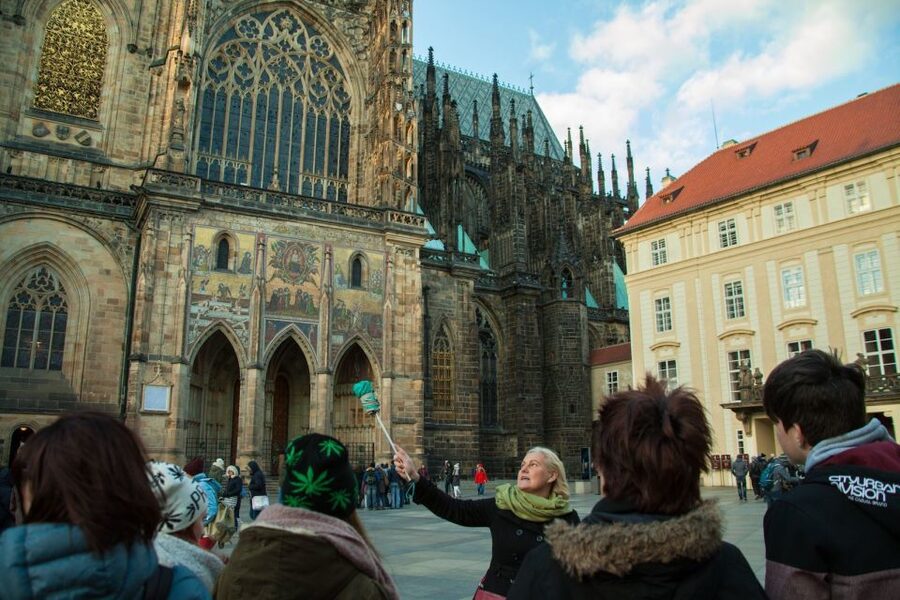 Prague: 3-Hour Old Town and Prague Castle Tour in German - Clementinum and the route to Charles Bridge