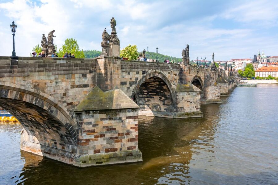 Prague: 3-Hour Old Town and Prague Castle Tour in German - The tram ride to Prague Castle