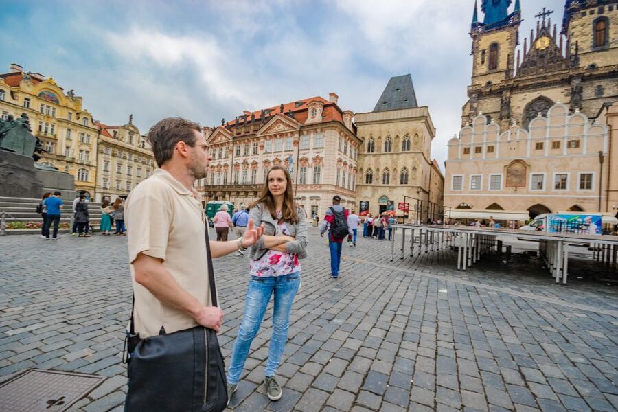 Prague: 3-Hour Walking Tour of Old Town & Prague Castle - The Guides Make the Difference