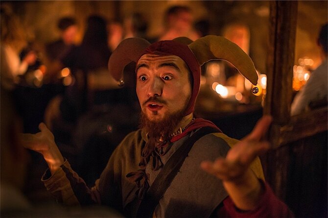 Prague 5 Courses Medieval Dinner and Live Performances - More than two hours of live entertainment