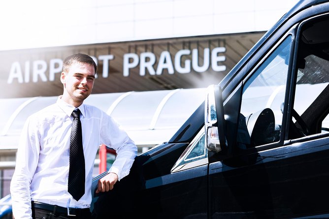 Prague Airport Shared Arrival Transfer - Key points at a glance