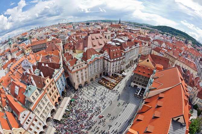 Prague Airport Shared Arrival Transfer - The optional 11am walking tour