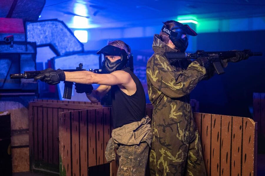 PRAGUE AIRSOFT SHOOTING GAMES - Unlimited ammunition and private play
