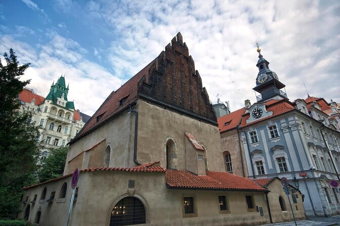 Prague: Alchemy & Dark Arts Exploration Game Tour - Key points at a glance