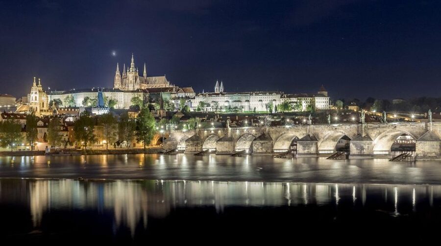 Prague: Alchemy & Mysteries Bridge and Castle Evening Tour - Price, timing, and who gets good value
