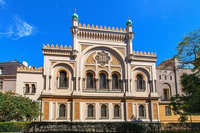 Prague All-Inclusive Pass: 30+ Activities including Prague Castle - A river cruise and a bus ride for two different views