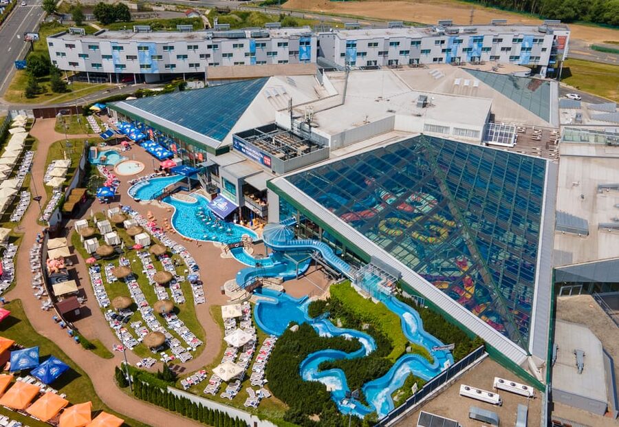 Prague: Aquapalace Indoor/Outdoor Water Park Ticket - Who should book Aquapalace Prague?