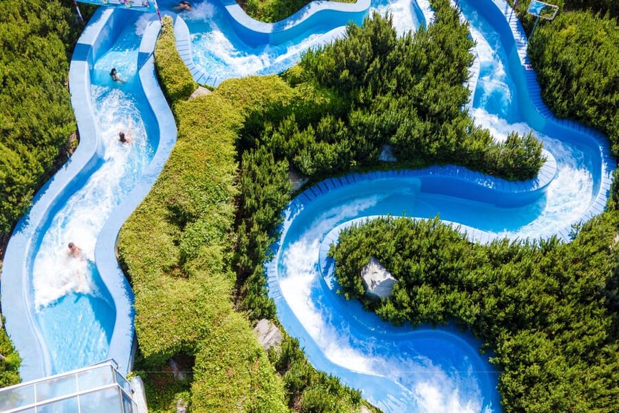Prague: Aquapalace Indoor/Outdoor Water Park Ticket - Why families may find the day easy