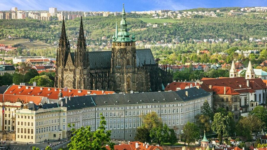 Prague Audioguide - TravelMate app for your smartphone - Language choices, access, and personal comfort