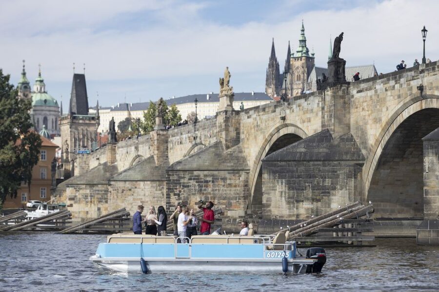 Prague: Beer Boat Tour - Weather, clothing, and practical planning