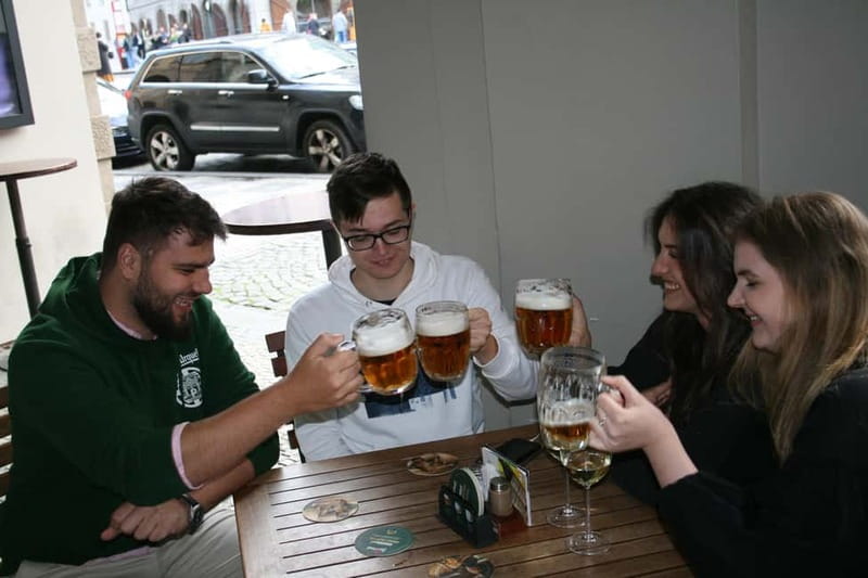 Prague Beer History: Highlights Tour with Tasting - The pub stops and the short break