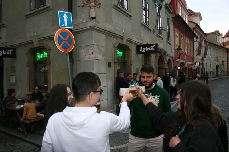 Prague Beer History: Highlights Tour with Tasting - Who should book this experience