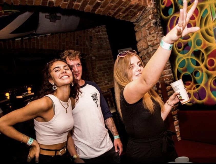 Prague: Beer Pong Experience with Unlimited Czech Beer - The bartender matters more than you might expect