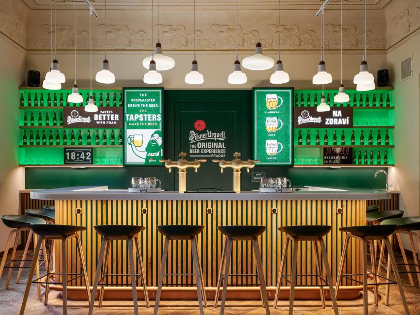 Prague: Beer Pouring Class at Pilsner Urquell Experience - What the instructor teaches beyond the tap
