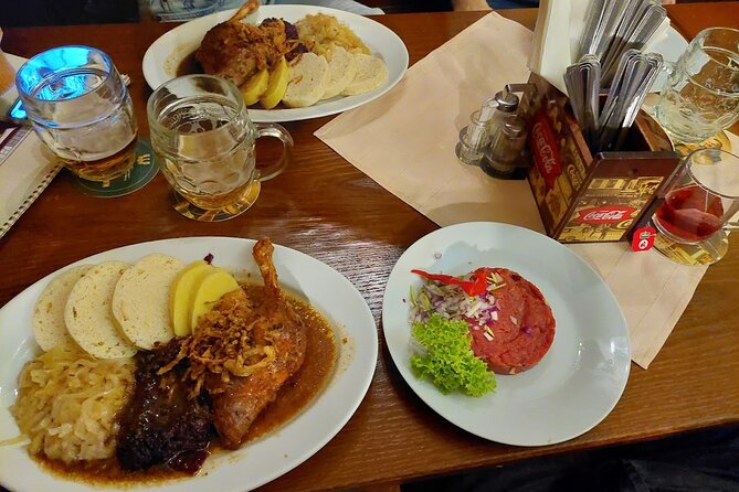 Prague Beer Tasting - 8 types of Czech beer included - From old Czech beer to fruity seasonal styles