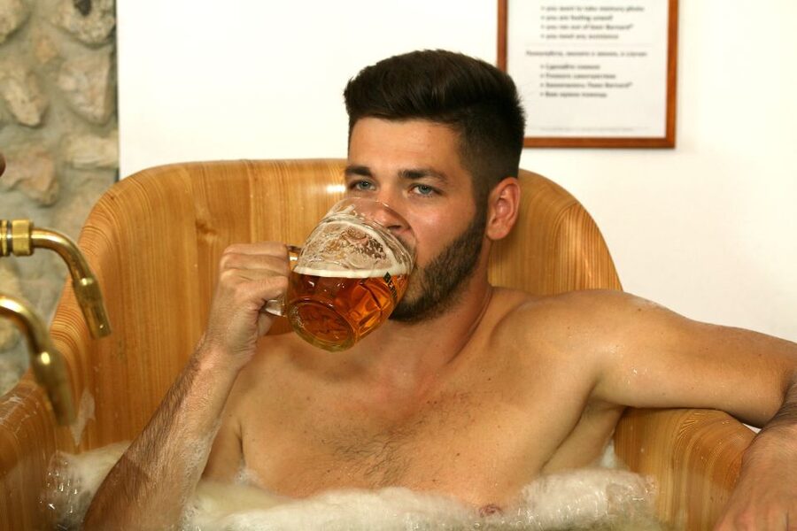 Prague: Bernard Beer Spa with Beer and Massage Option - What you receive when the hour ends