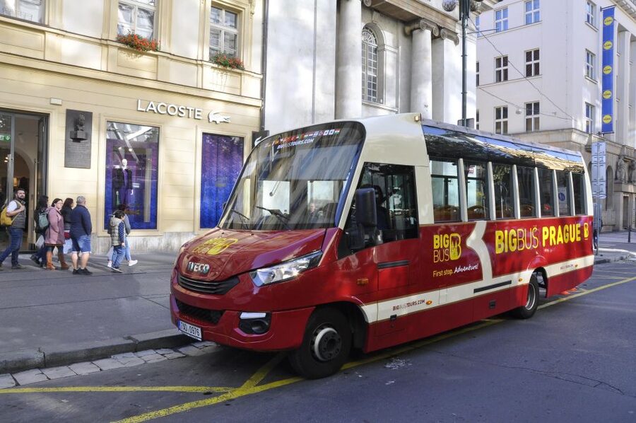 Prague: Big Bus Hop-on Hop-off, Castle Tour and River Cruise - Audio guides, staff, and the practical side of the ride