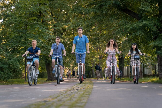 Prague Bike Tour - What the equipment and group size mean