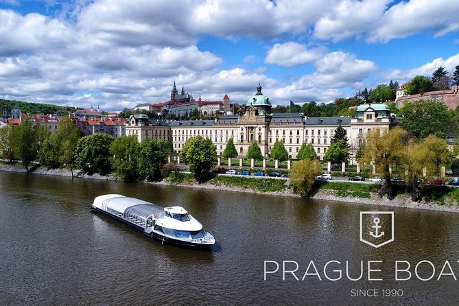 Prague Boats 2-hour Lunch Cruise - Service, comfort, and the small practical details