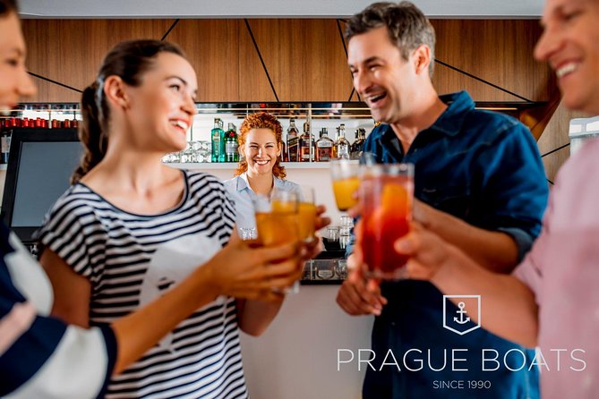 Prague Boats 3-hour Dinner Cruise - The Smíchov locks: interesting, but sometimes slow
