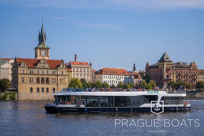 PRAGUE BOATS: 50-Minute Sightseeing Cruise - Drinks, snacks, and onboard comfort