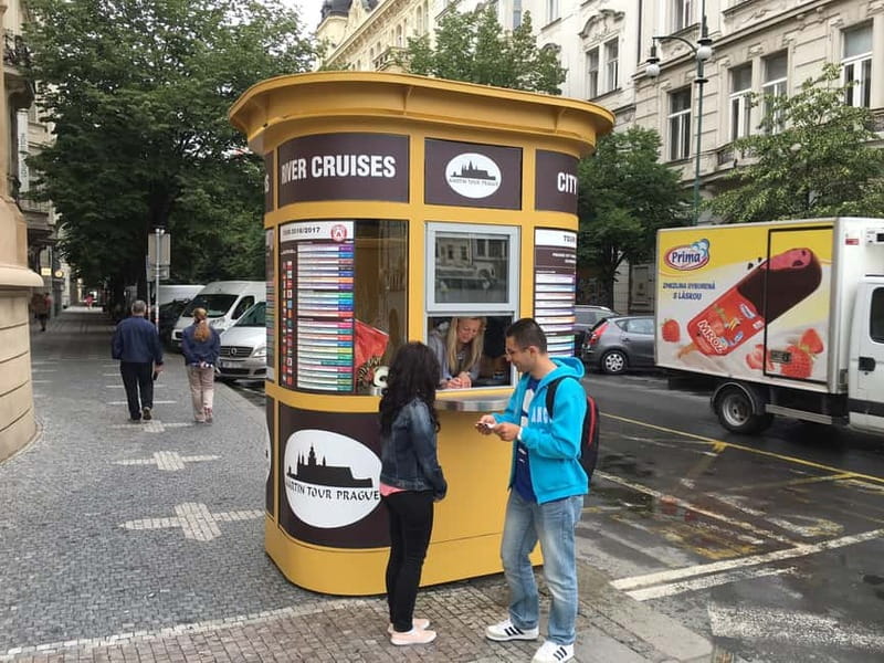 Prague: Bus and Boat Tour - The bus route through Old Town and New Town