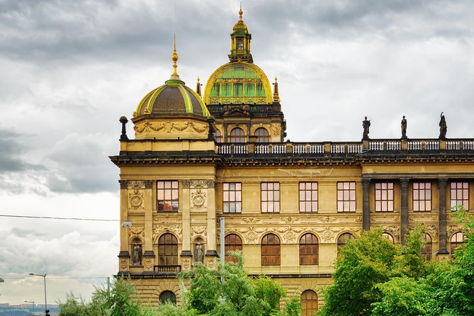 Prague: Bus Tour, Walking Tour, River Cruise and Lunch - Wenceslas Square and the stated ending