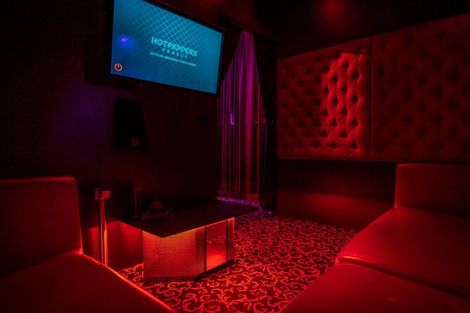 Prague by Night! - The first club and its required drink package