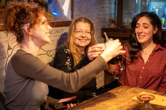 Prague by Night: Drinks & Food Tour with Eating Europe - What the walking and group size mean